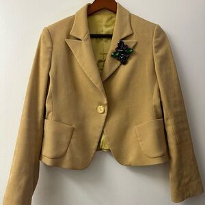 Elegant and very stylish Women's Blazer